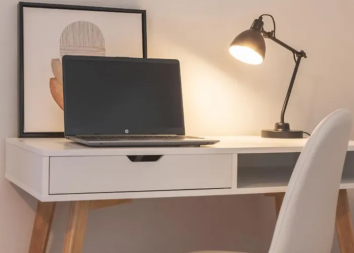 Apartment Skyline Retreat *