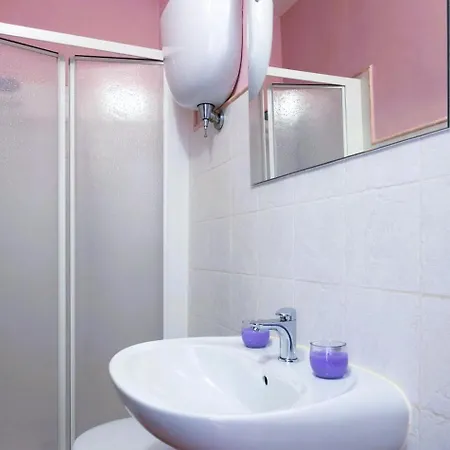 شقة Skyline Retreat