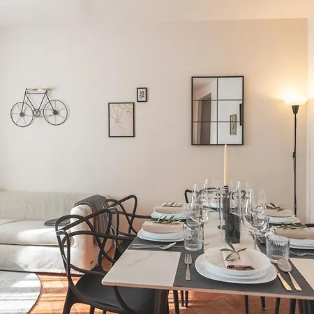 شقة Skyline Retreat